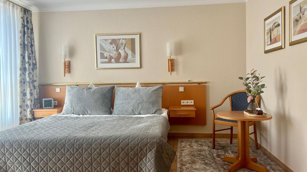 Hotel Victoria Динслакен Экстерьер фото